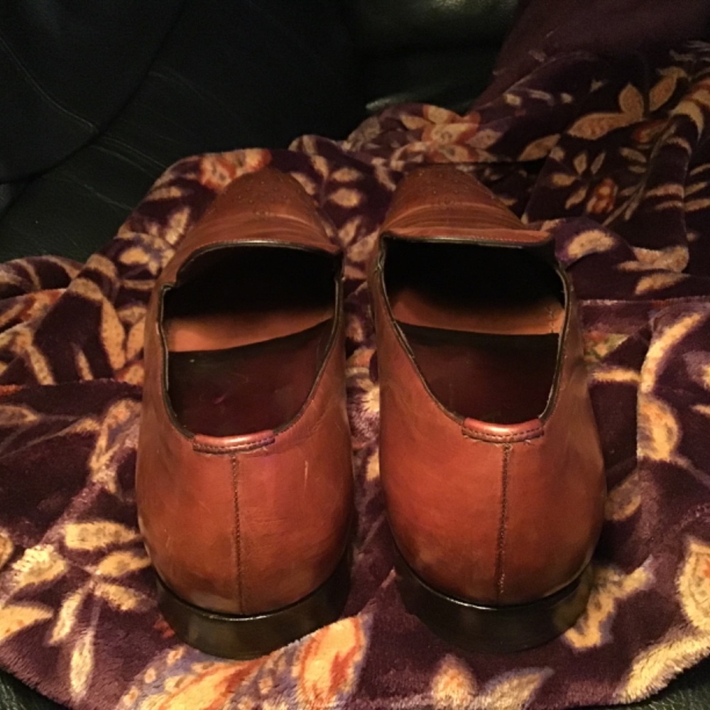 Prada light brown slip on’s - Picture 7 of 9